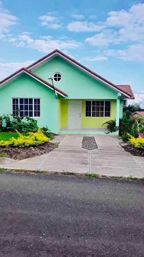 Deluxe Hartland Holiday Homes Priory 0*,  Jamaica